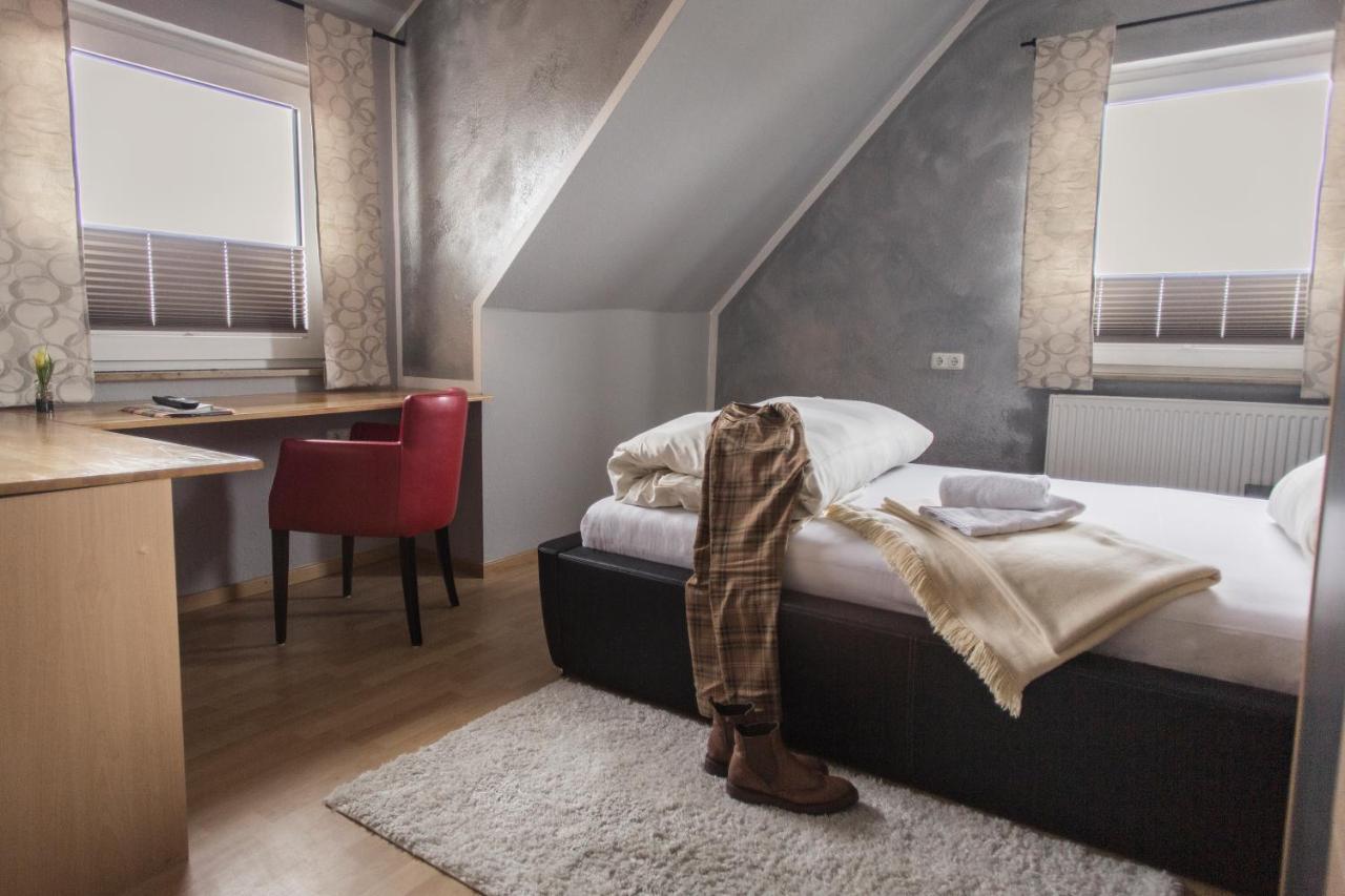 Schwiizeralp Hotel & Restaurant Stemwede エクステリア 写真